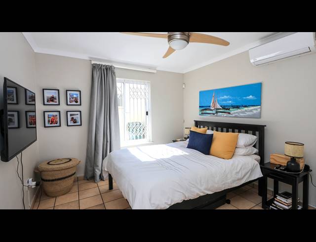 2 BEDROOM APARTMENT FOR SALE IN UMHLANGA CENTRAL